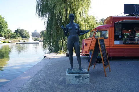 Waldemar Grzimek, Schwimmerin