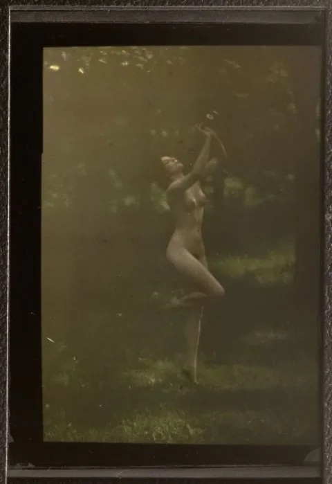 Arnold Genthe, Nude Dancer with Aulos