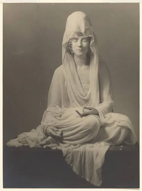 Arnold Genthe, [Ruth St. Denis seated]