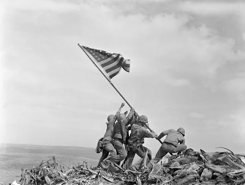 Joe Rosenthal, Raising the Flag on Iwo Jima