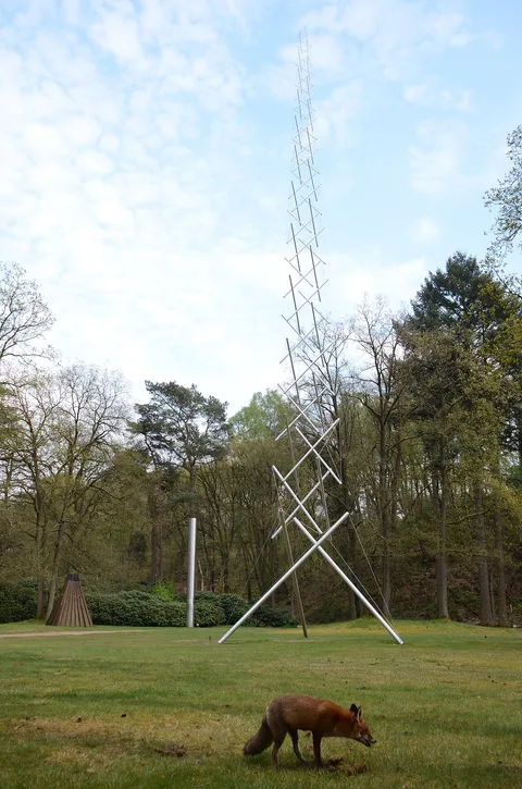 Kenneth Snelson, Needle Tower