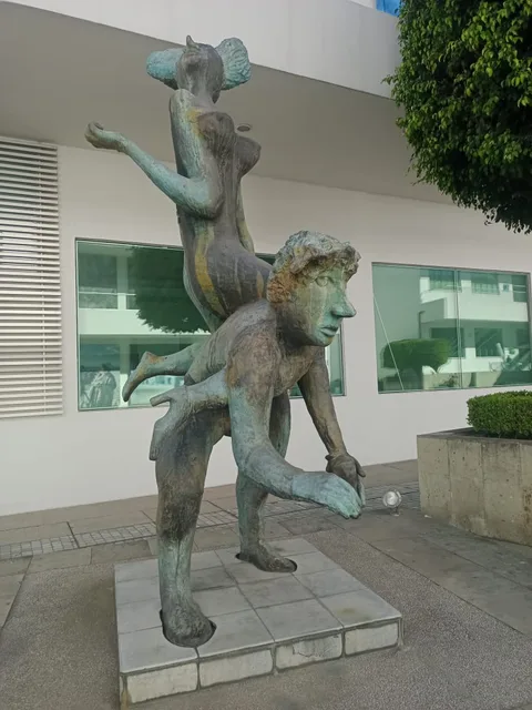 José Bayro, La pareja del trompo