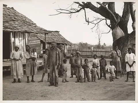 Arthur Rothstein, [African American Family at Gee's Bend, Alabama]