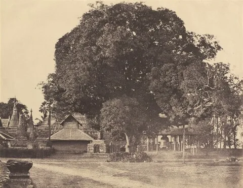 Linnaeus Tripe, Rangoon: Great Bell of the Shwe Dagon Pagoda