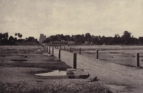 Linnaeus Tripe, Madura: The Vygay River, with Causeway, across to Madura