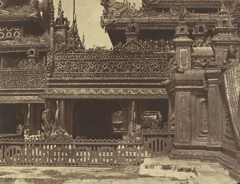 Linnaeus Tripe, Amerapoora: Another Part of the Balcony of Kyoung No. 86