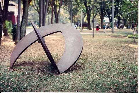 Amílcar de Castro, Sem título (Amilcar de Castro - Parque da Luz)