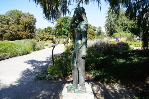 Walter Arnold, Inge