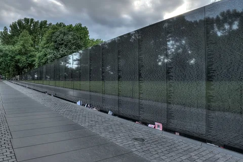 Maya Lin, The Wall