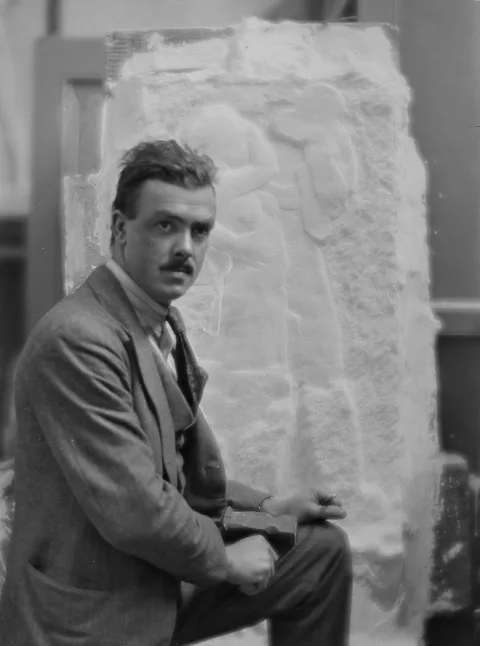 Harold Cazneaux, Photograph of Rayner Hoff by Harold Cazneaux