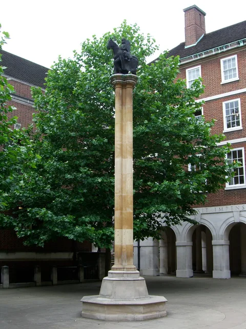 Nicola Hicks, Monument for the Millennium