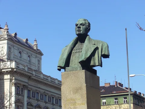 Vincenc Makovský, Bust of Rodion Malinovsky