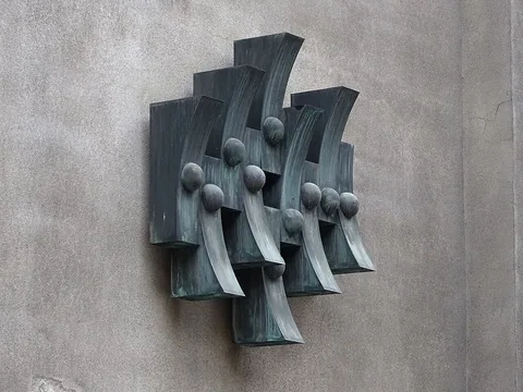 Miroslav Vystrčil, relief in Prague