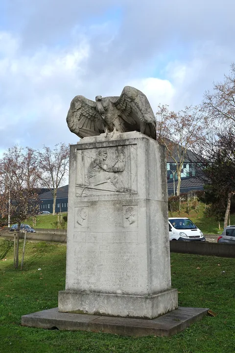 Paul Landowski, Monument to Henry Farman