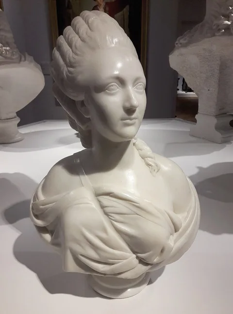 Augustin Pajou, Bust of Madame du Barry by Augustin Pajou
