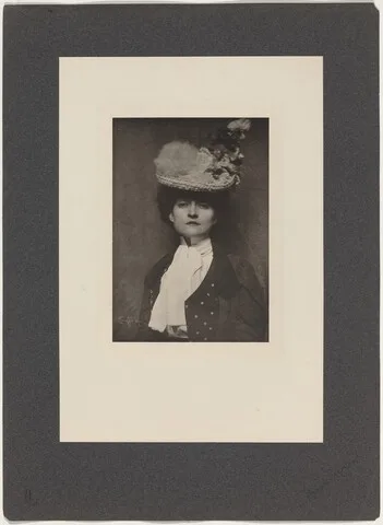 Frank Eugene, Portrait of Miss Jones