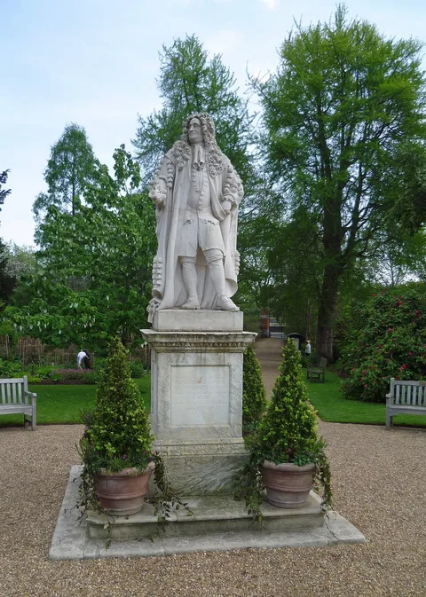John Michael Rysbrack, Statue of Hans Sloane