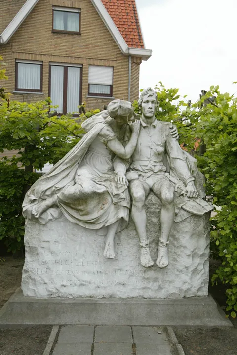 Charles Samuel, Tijl & Nele statue