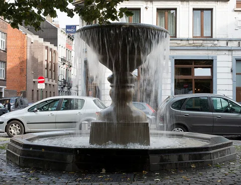Luca Maria Patella, Magritte Fountain