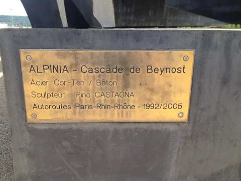 Pino Castagna, La Cascade de Beynost