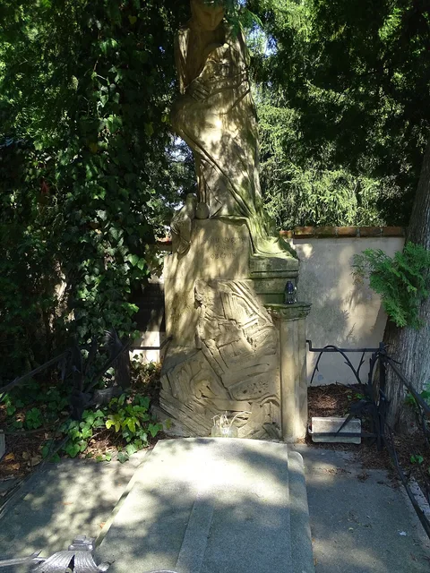 František Bílek, Grave of Xaver Dvořák