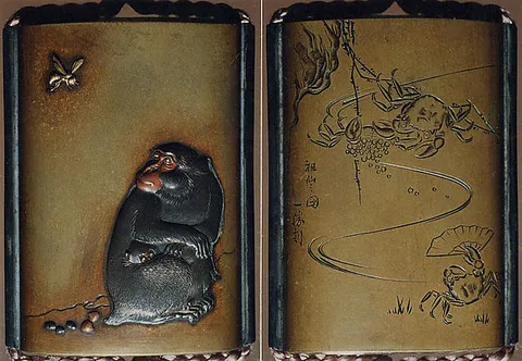 Mori Sosen, Case (Inrō) with Design of Seated Monkey Looking at a Wasp (obverse); Crabs with Fan beside Waves (reverse)
