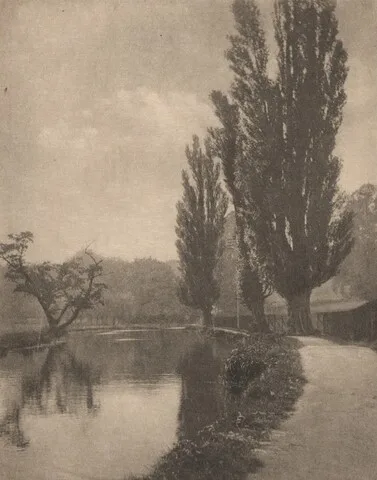 James Craig Annan, On the Banks of the Wey