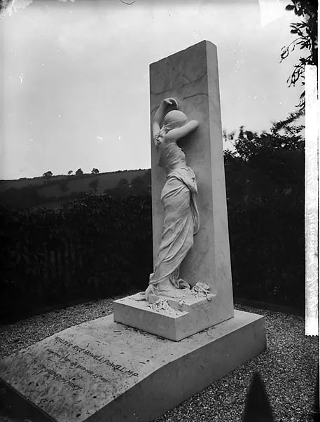 William Goscombe John, W. R. H. Powell Memorial