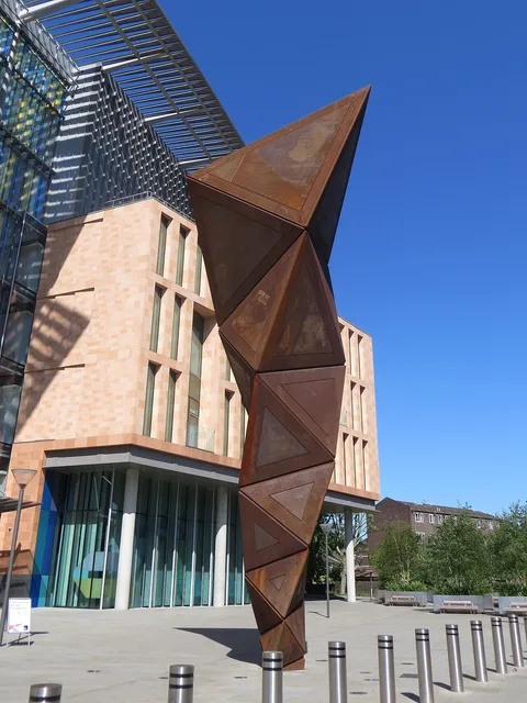 Conrad Shawcross, Paradigm