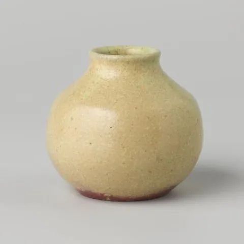 Chris Lanooy, Pot with a Green-Beige Glaze