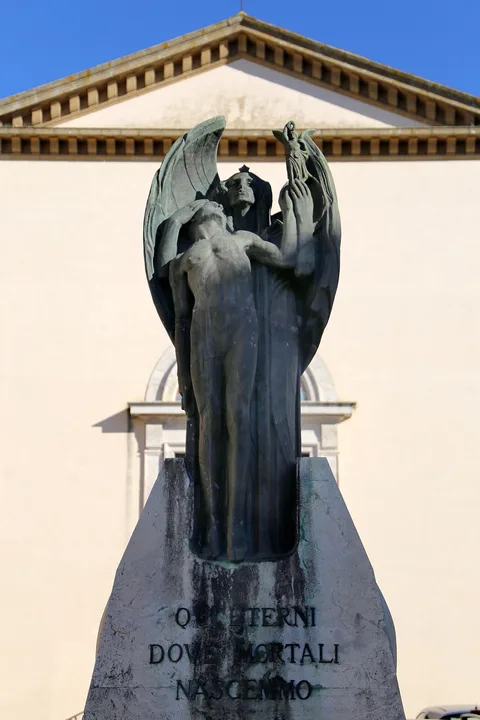 Giovanni Prini, Monument to the fallen of Pitigliano