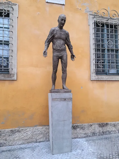 Bernd Göbel, Christian-Wolff-Denkmal