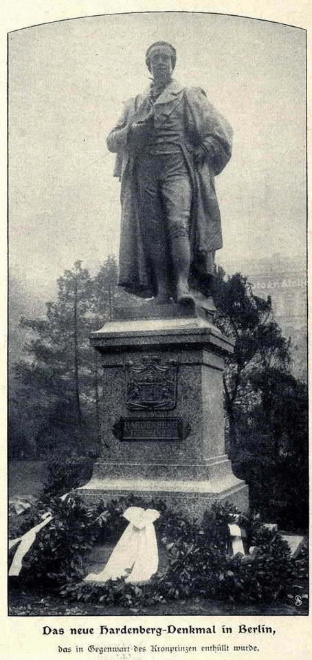 Martin Götze, Hardenberg Monument (original)