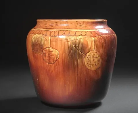Artus Van Briggle, Vase