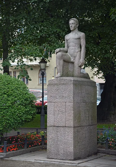 Armas Lindgren, Battle of Pellinki Memorial