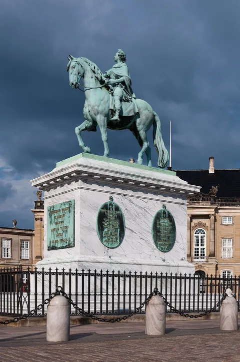 Jacques Saly, Equestrian statue of Frederick V