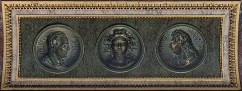 Nicolas Gosse, Medallions of Puget and Mansart