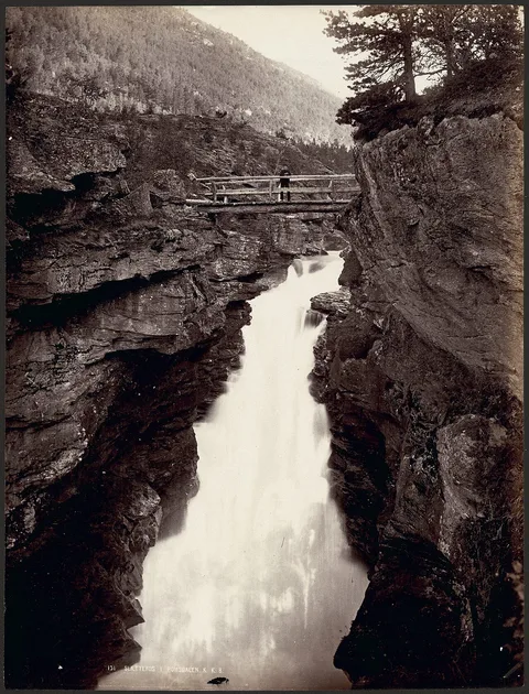 Knud Knudsen, Slættefos i Romsdalen