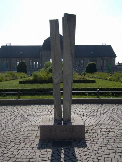 Hans Aeschbacher, Mahnmal für die Deutsche Einheit