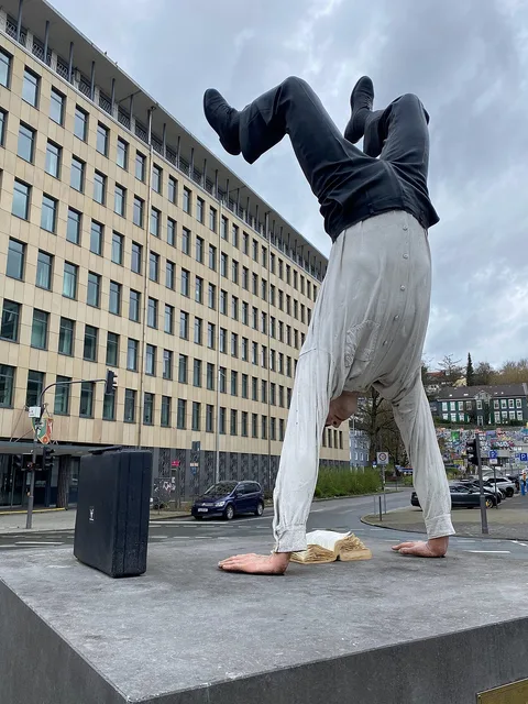 Guillaume Bijl, Ein neuer erfolgreicher Tag