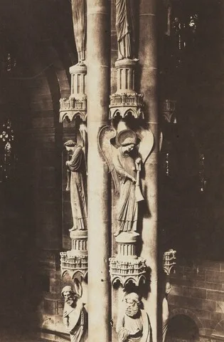 Charles Winter, Strasbourg Cathédrale, Pilier de L'Ange (Strasbourg Cathedral, Pillar of the Angel)