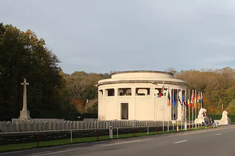 Gilbert Ledward, Ploegsteert Memorial to the Missing