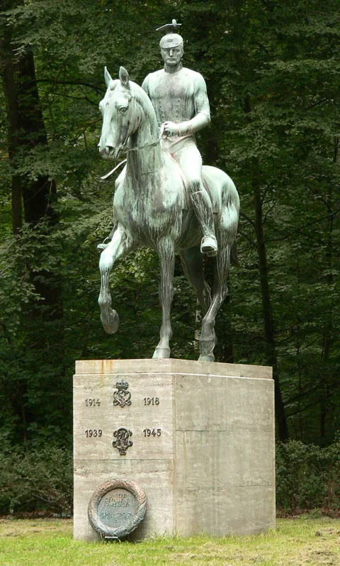 Ernst Gorsemann, Reiterregiment 13 war memorial