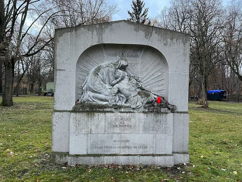 Emil Cauer, war memorial for those who died in world war I and world war II