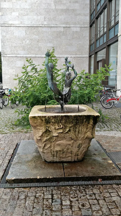 Franz Mikorey, Nixenbrunnen