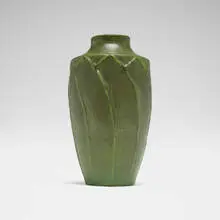 Marie Seaman for Grueby Faience Company, Vase with overlapping leaves, 1899-1910, glazed earthenware